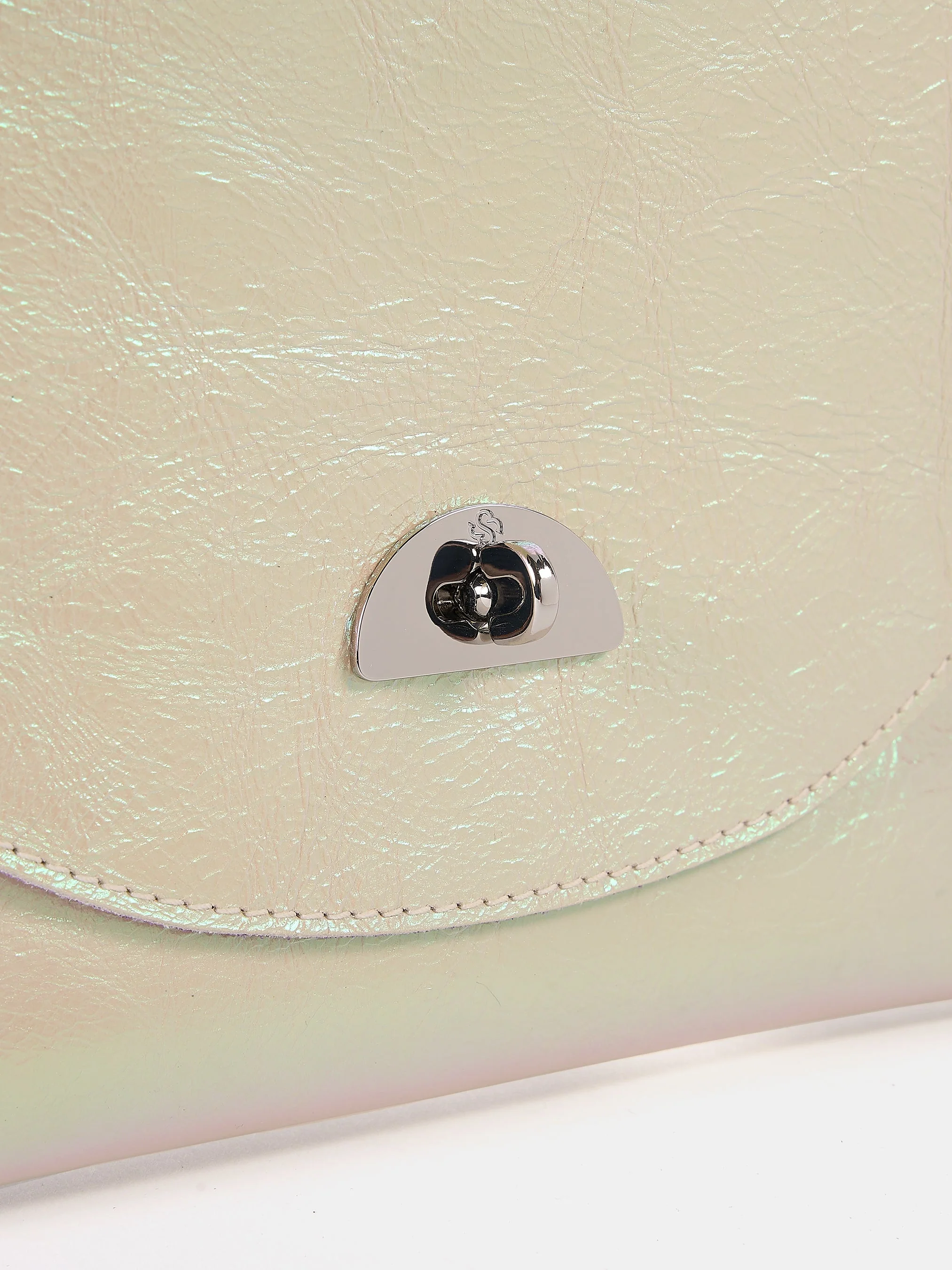 The Twist Lock Pouch - Iridescent Pearl - Image 6