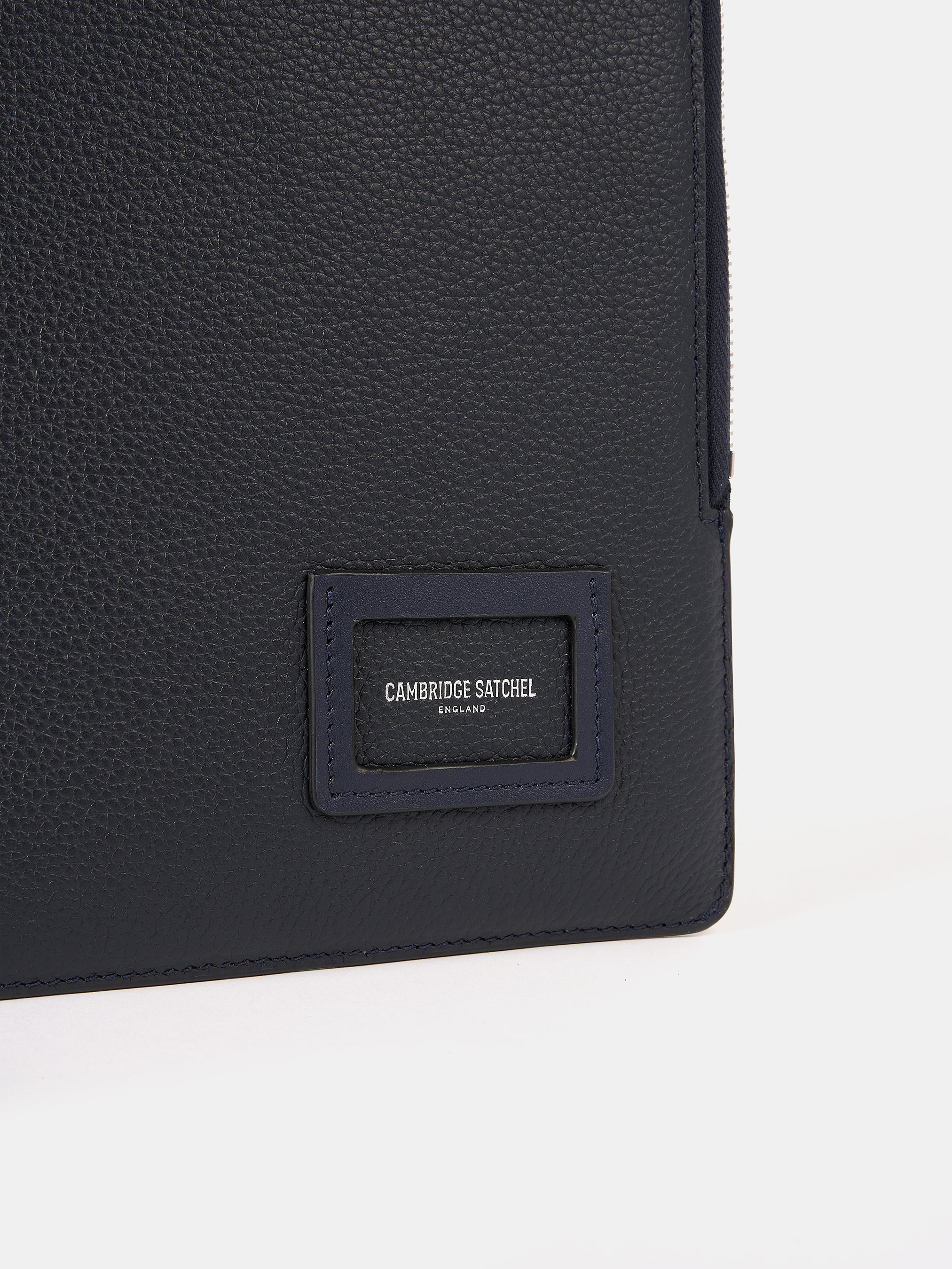 The Zipped Folio - Ink Calf Grain - Image 5